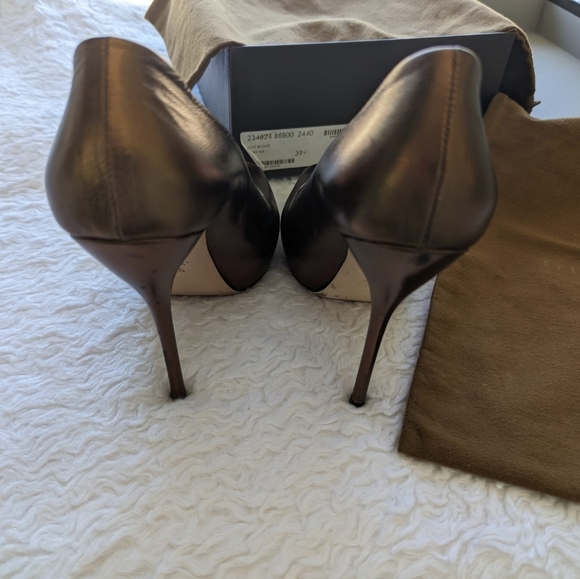 Gucci Light Bronze Nappa Silk Peep Toe Heels - Picture 3 of 12